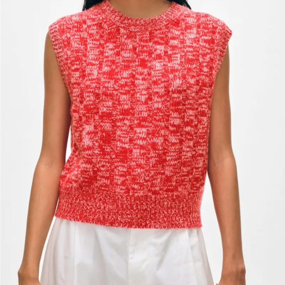 Red Sleeveless  cashmere Knit Top